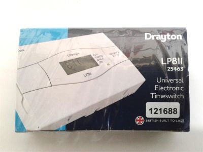 DRAYTON LP811 UNIVERSAL ELECTRONIC TIMESWITCH NEW